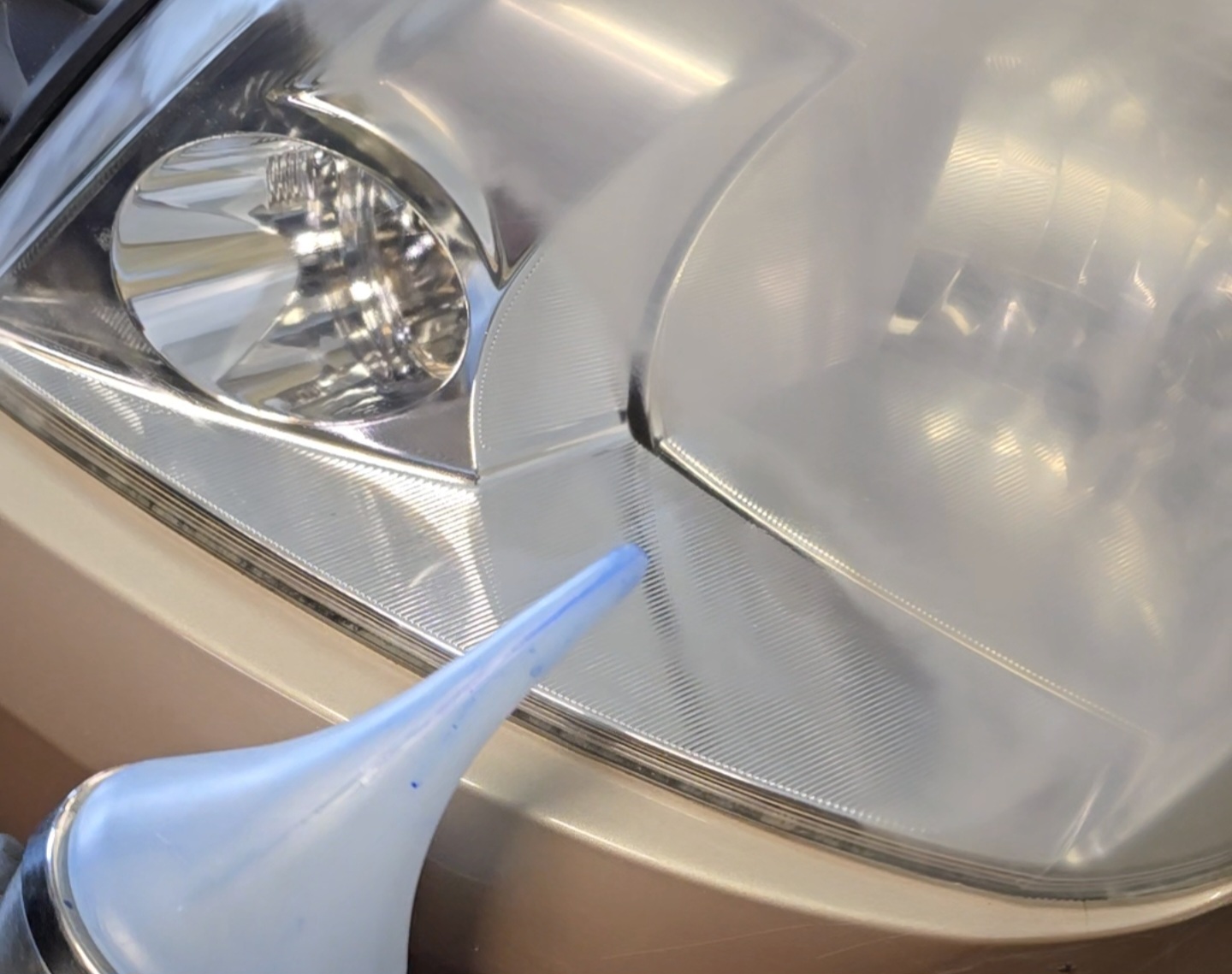 Rozleštění světel